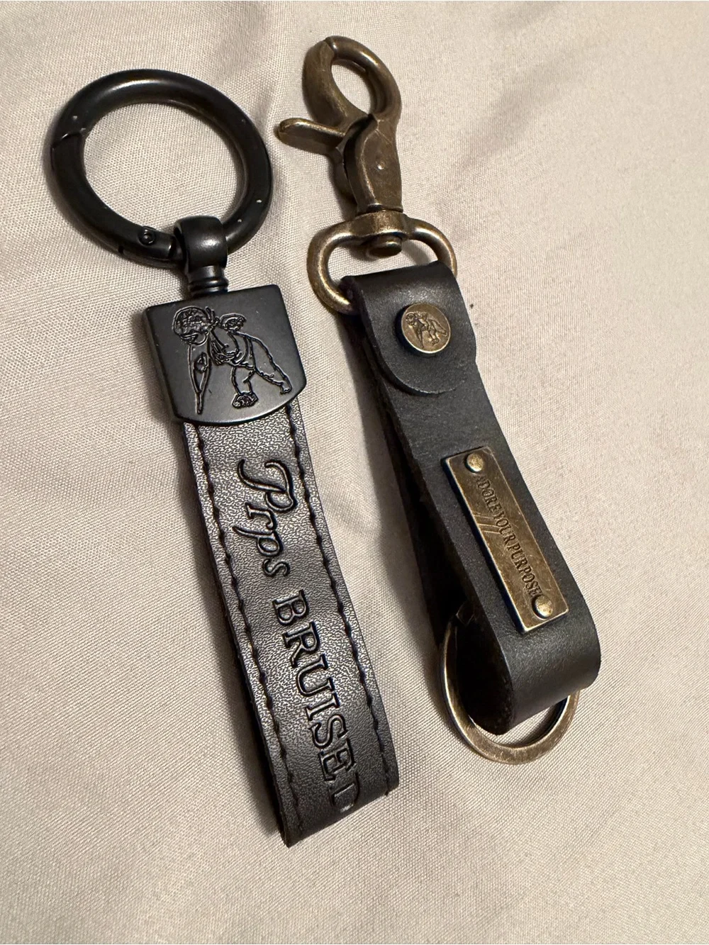 Prps Jeans Bruised never BROKEN Embossed Black Leather Keychain